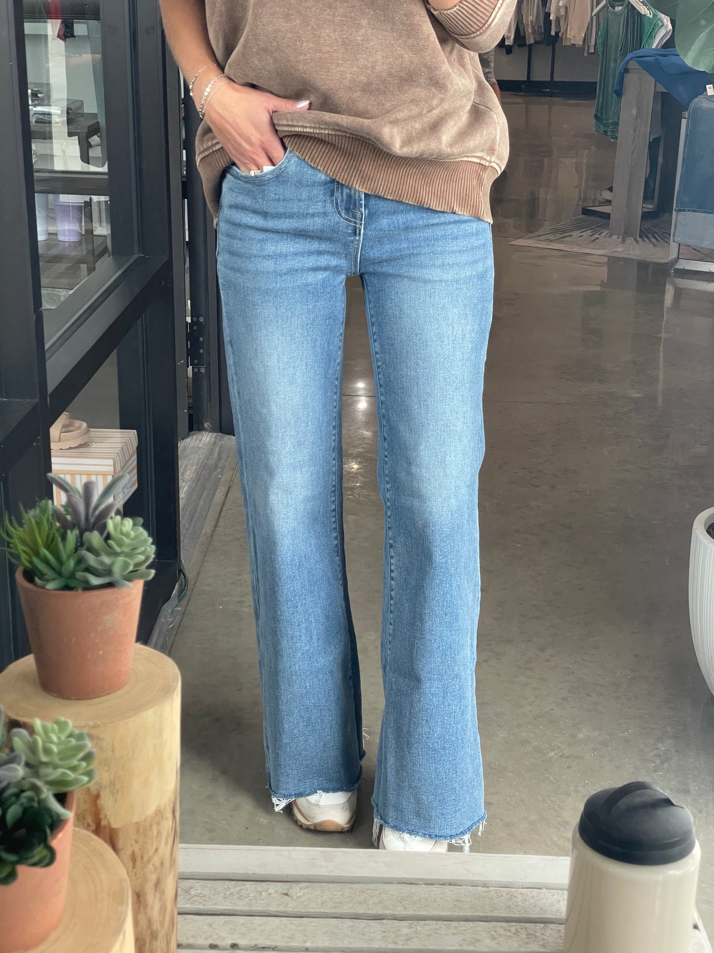 Raw Hem Flare Bottom Denim