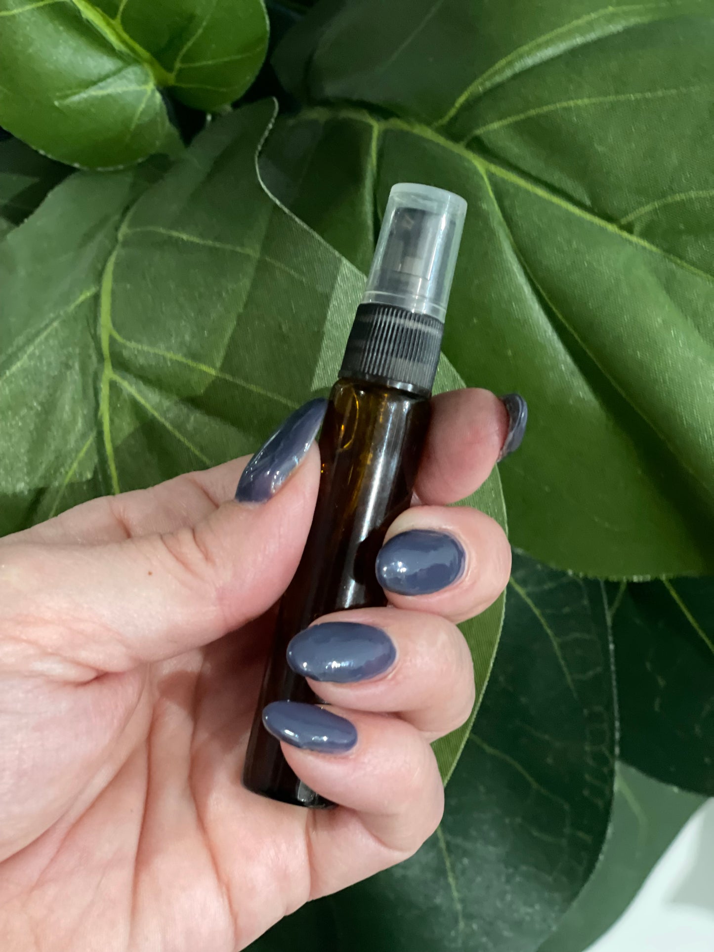 Black Frame Signature Scent