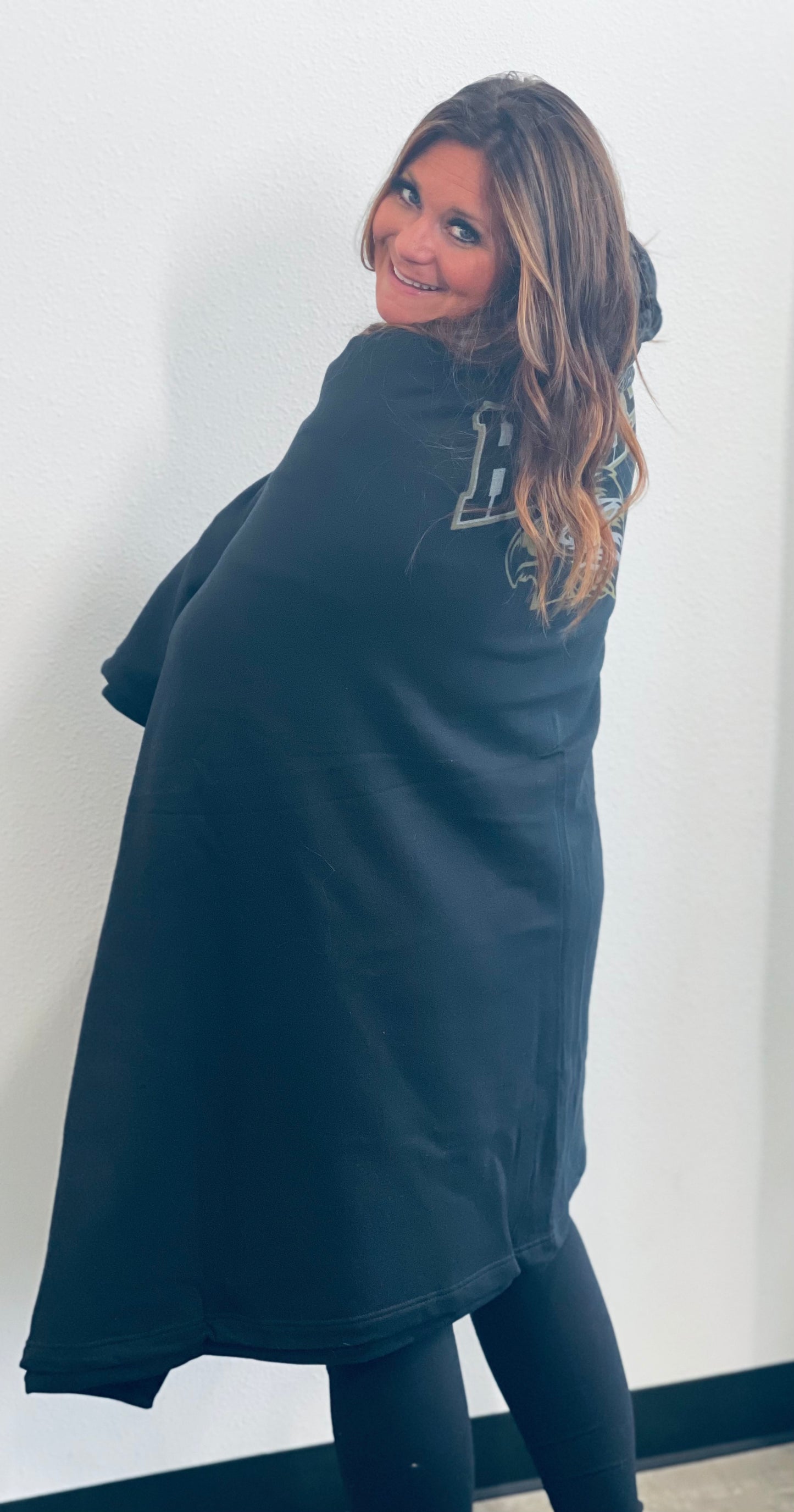 Oversized Core Fleece Blanket