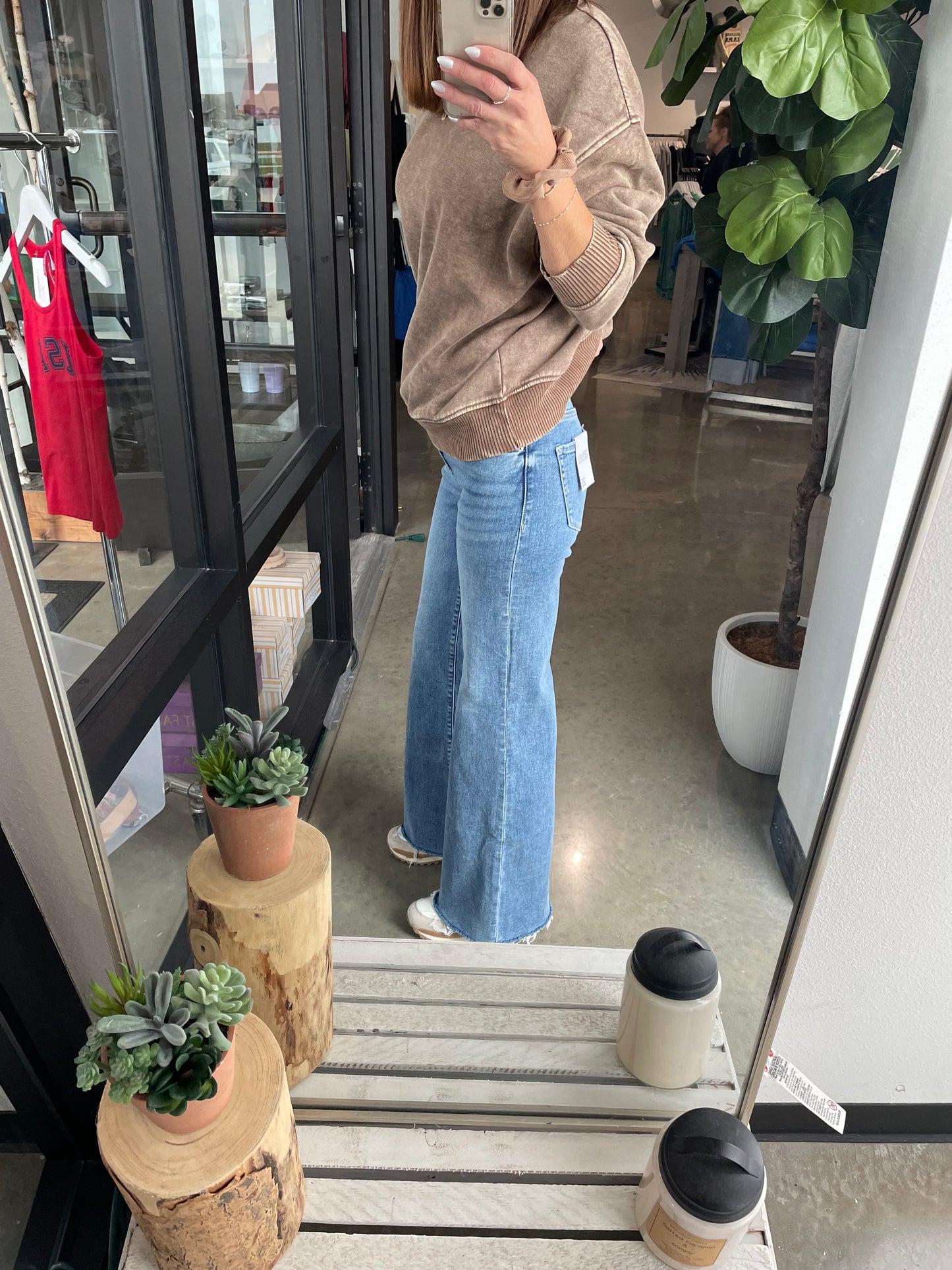 Raw Hem Flare Bottom Denim