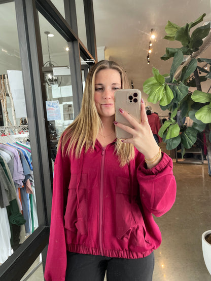 Large Pocket Scuba Hooded Jacket in Cabernet