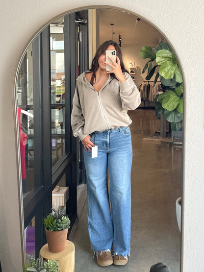 Fleece Vintage Zip Up Hoodie in Mocha