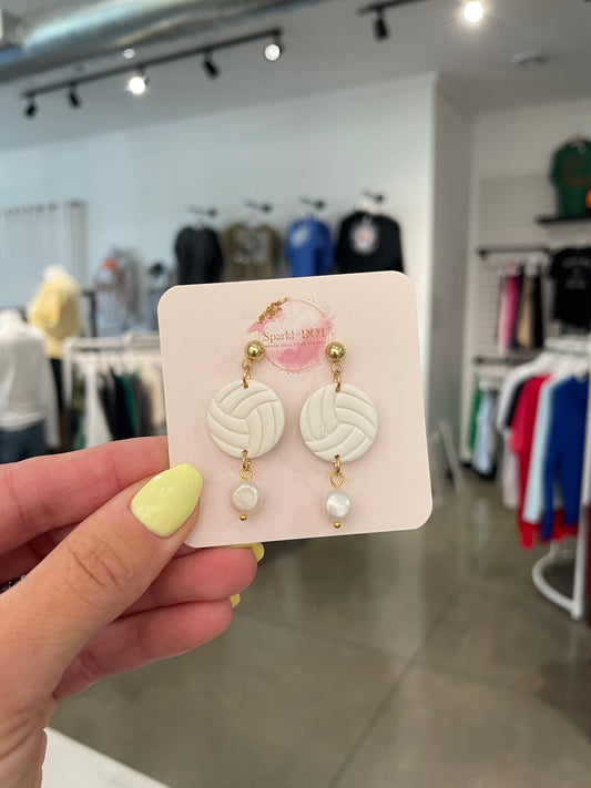 Sparkl+Dot Volleyball Pearl Earrings