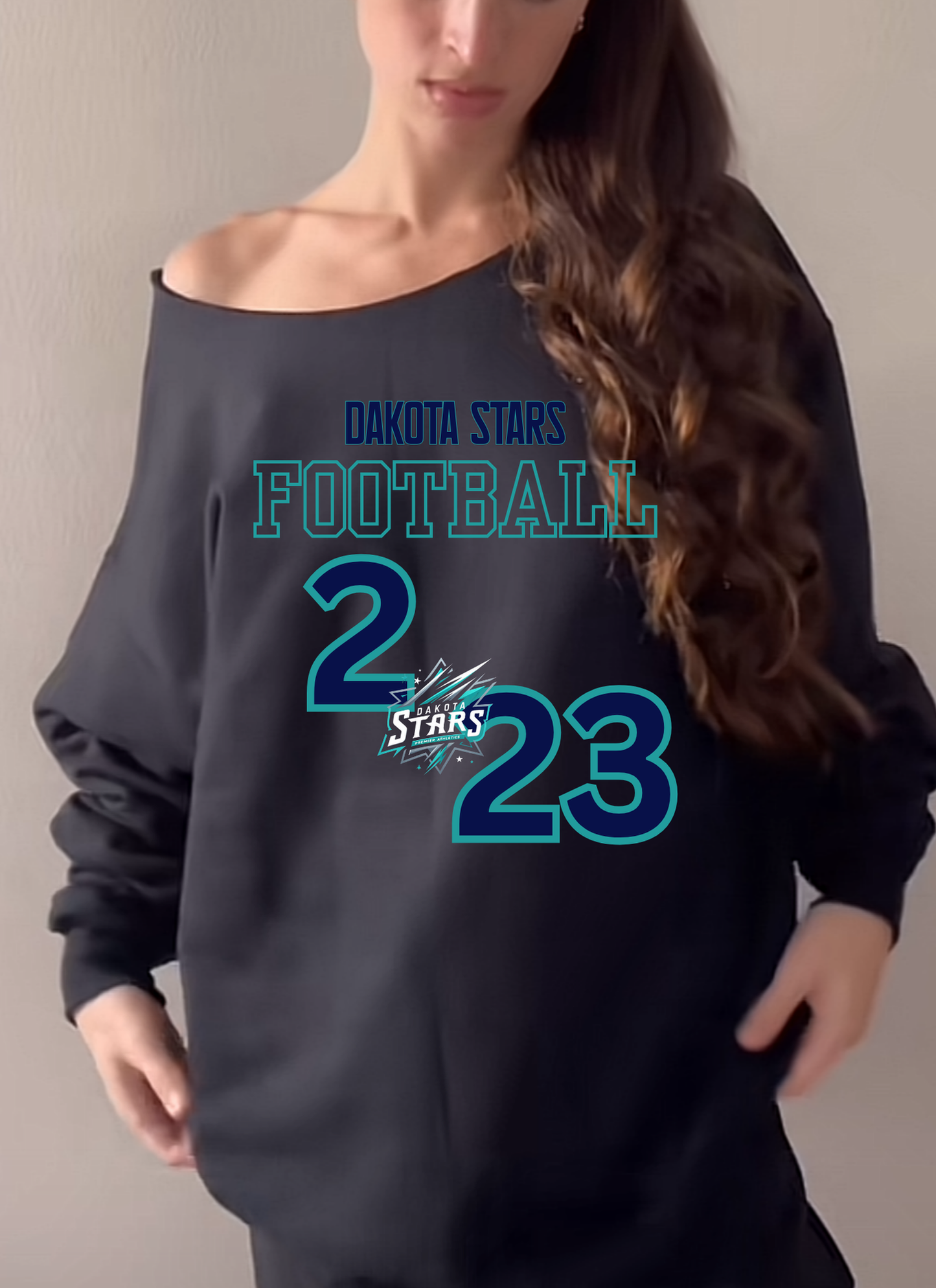 Oversized Off the Shoulder Crew Dakota Stars