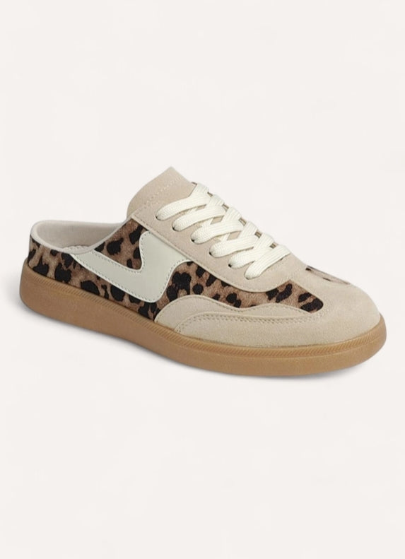 Swoosh Mule Sneaker in Leopard